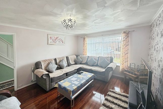 8, Oakengates Road, Telford photo 4