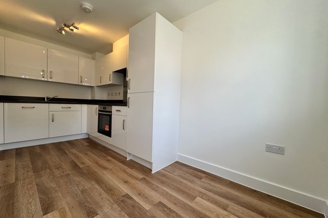 8, Kennick Way, Grantham photo 2