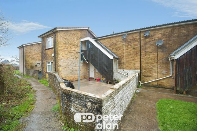 6, Duffryn Place, Maesteg photo 3