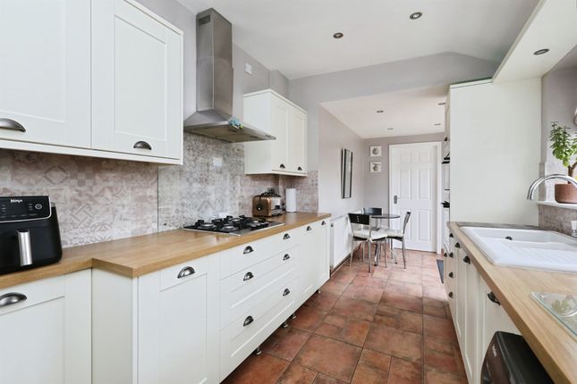 23, North Road, RETFORD photo 4