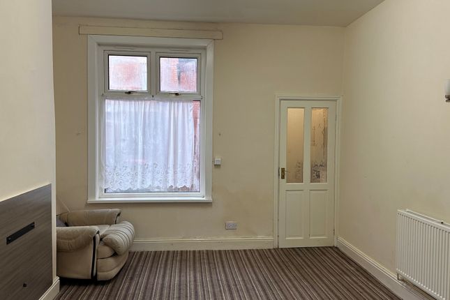 Terraced house to rent in Brixton Road, Preston