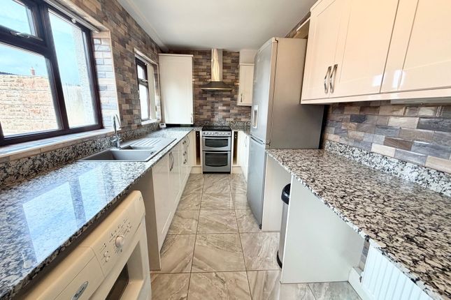 22, Jasmine Road, Dudley photo 2