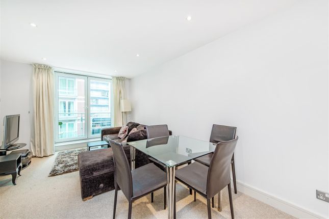 Thumbnail Flat to rent in 9 Albert Embankment, Vauxhall, London