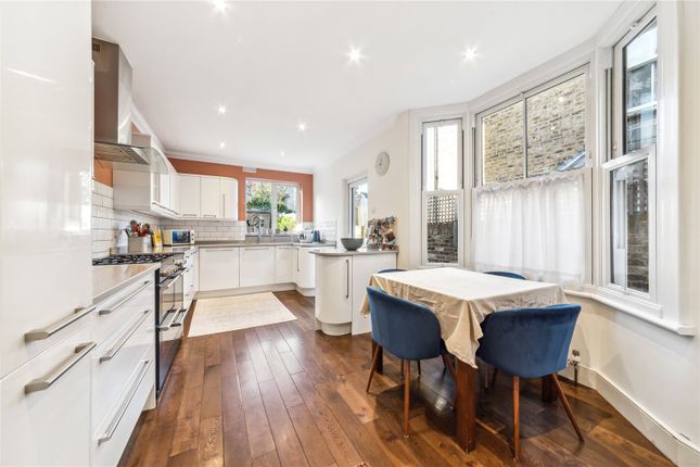 Terraced house for sale in Swallowfield Road, Charlton