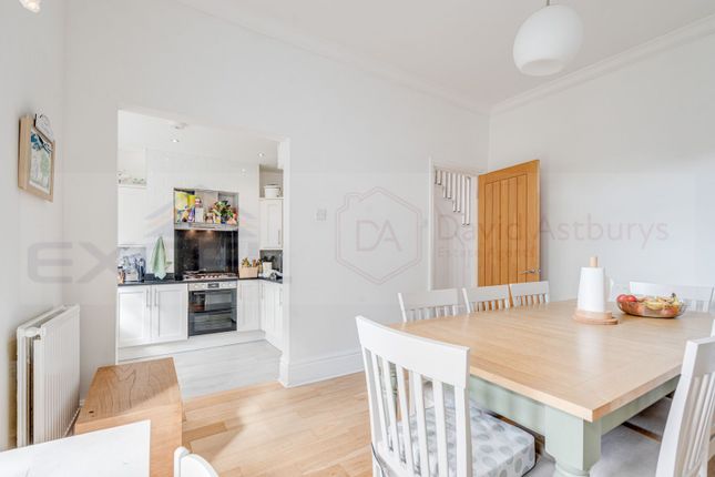 Thumbnail Terraced house to rent in Fortis Green Avenue, Muswell Hill, London