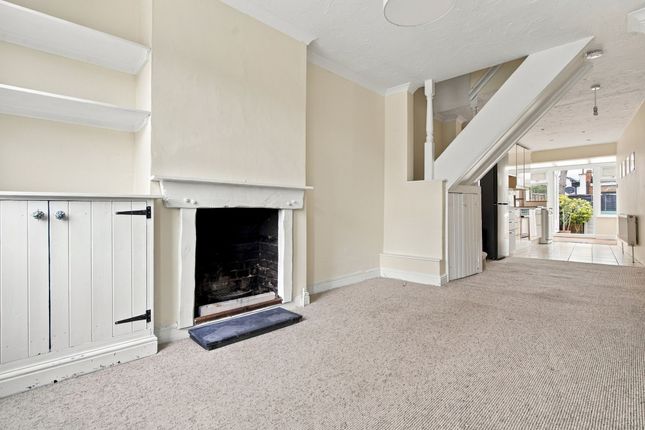 17 Clewer Fields, Windsor photo 4