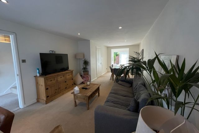 10, Aylesbury photo 5