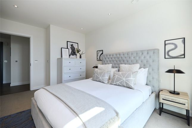 (SL) 38, Alderside Apartments, 35, Salusbury Road, London photo 3