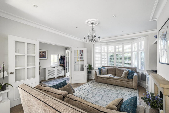 Semi-Detached-House-Acacia-Road-London-W3, Acacia Road, Acton photo 3
