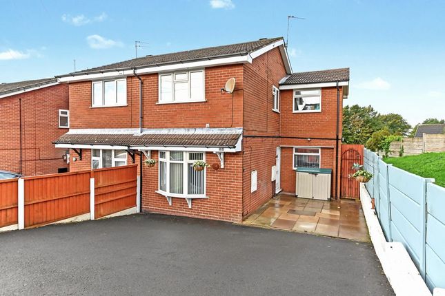 14, Powy Drive, Stoke-On-Trent photo 2
