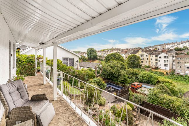 94, Coombe Lane, Torquay photo 2