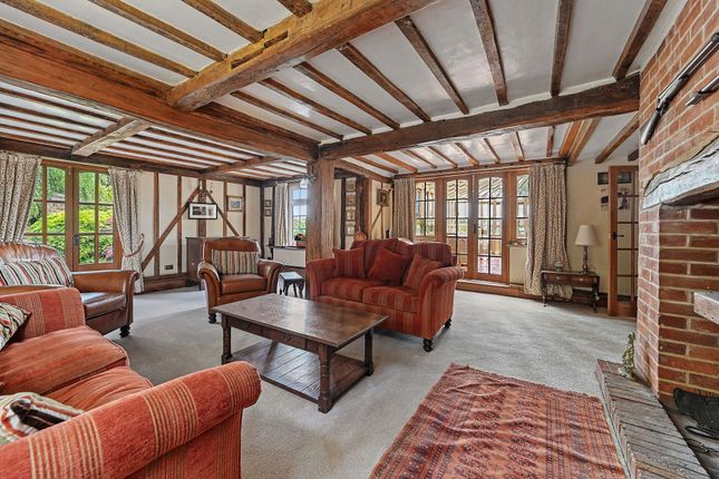 Honeywood Cottage, Little Maplestead Road, Halstead photo 4