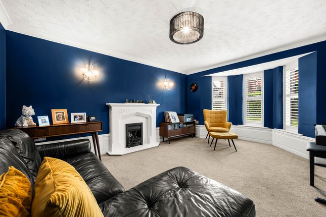 25, Bonington Rise, Marple Bridge photo 4