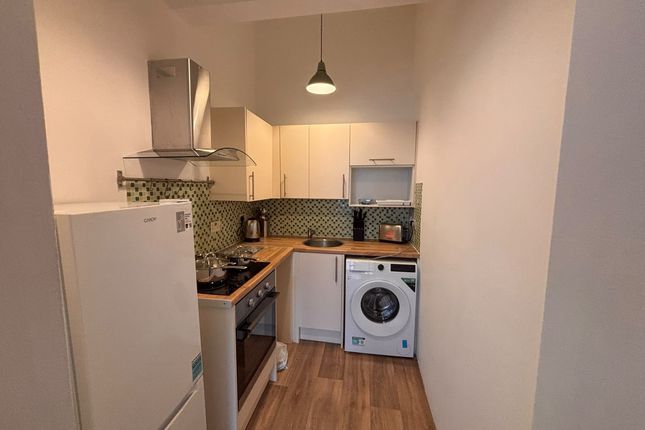 0F2 Cumbernauld Road, Glasgow, Glasgow photo 5