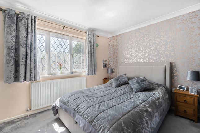 40, Quincy Road, Surrey photo 4