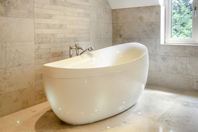 Ensuite.Jpg