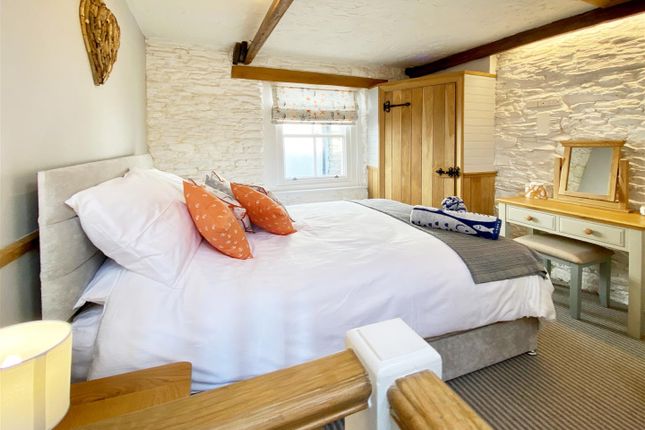 Pilchard Cottage 29, Higher Street, Brixham photo 3