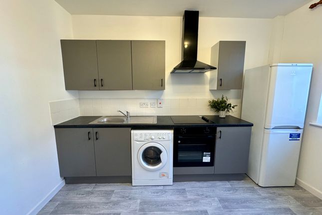 Flat 8  12-14, St. Albans Road, Leicester photo 3