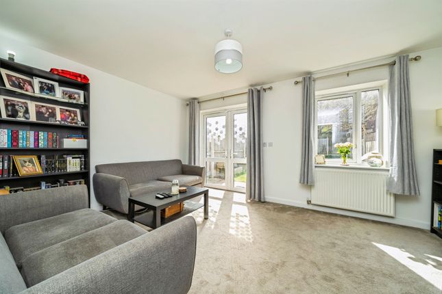 15, Sunflower Close, Wirral photo 2