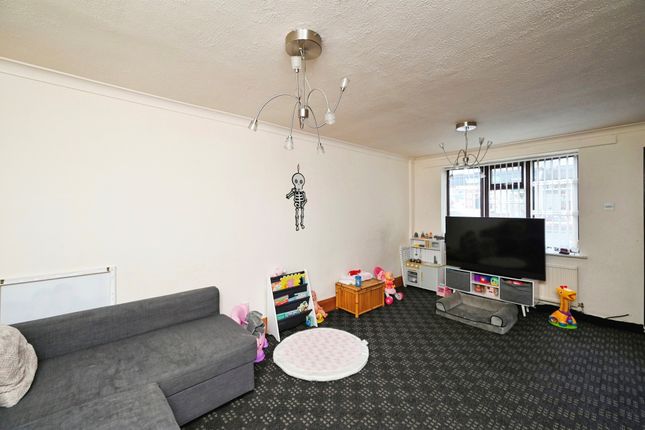 68a, Nottingham Road, Alfreton photo 3