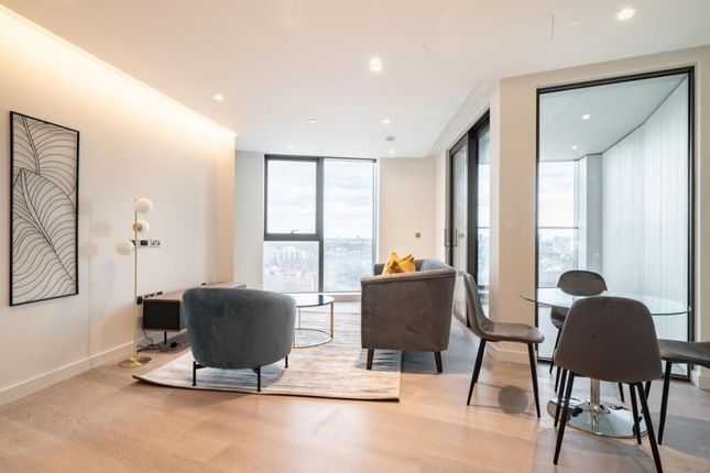 Apartment 1401, Westmark Tower, London photo 4