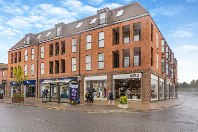 Flat for sale in Regent Place, Sycamore Road, Amersham