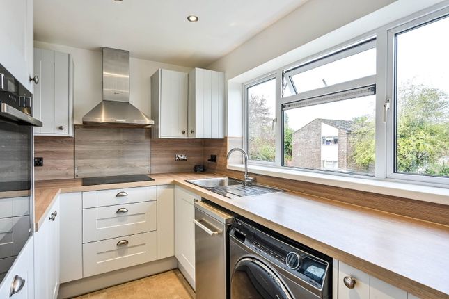 Elmswood, Leatherhead photo 2