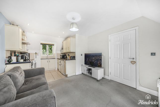 Flat Flat 11, 436, Prince Avenue, Westcliff-on-sea photo 2