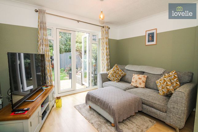 15 Bradley Close, Louth photo 4
