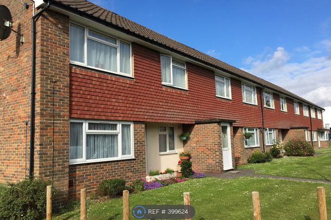 Marlow Court, London Road, Crawley photo 2