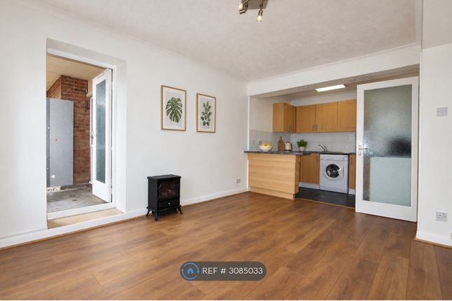Kedleston Court Norbury Close, Allestree, Derby photo 4