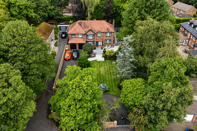 Stamford House, 10 Morris Fold Drive, Bolton photo 2