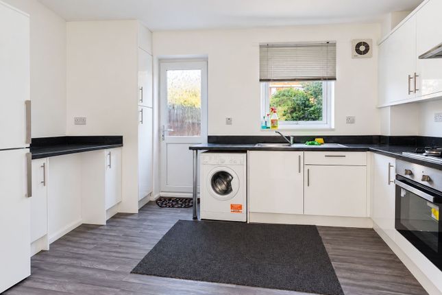 40 Woodborough Road, Leicester photo 4