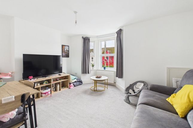 Flat 2, 51 Becket Road, Worthing photo 2