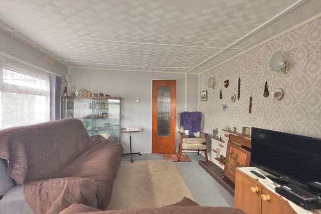 120, Conifer Way, Locking, Weston-super-Mare photo 4