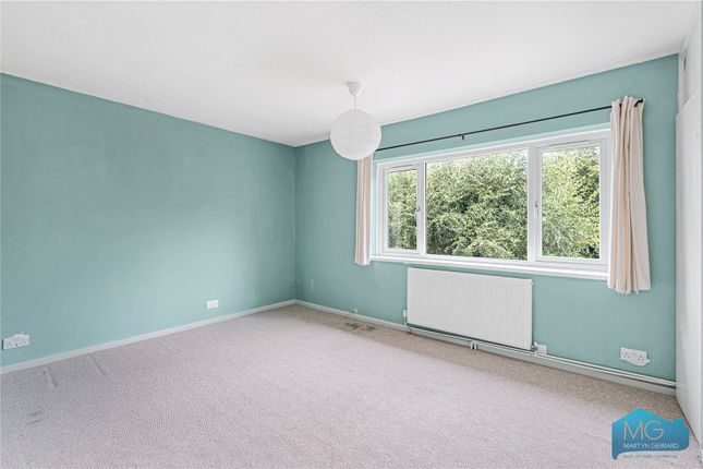 94, Heath View, London photo 4