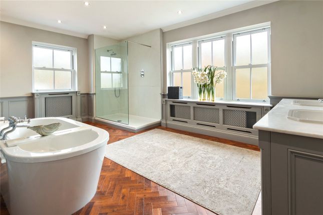 Ensuite