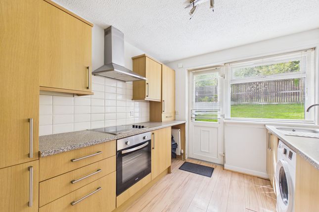 113 Langlea Avenue, Glasgow photo 4