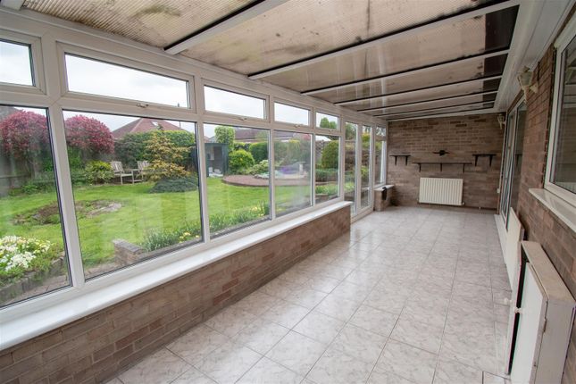 30, Peak Avenue, Alfreton photo 4