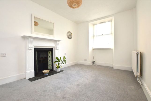 1, Angel Place, Helston photo 4