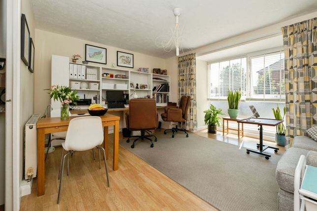 3 Laurier Court,, Northcourt Road, West Sussex photo 2