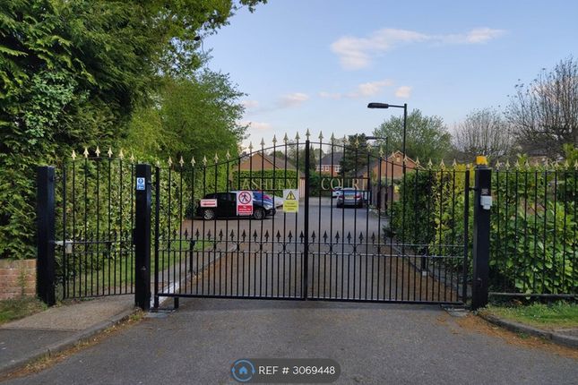 Ashley Court, St Johns Road Penn, High Wycombe photo 2