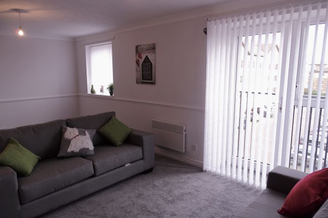 Flat to rent in Sorbonne Close, Stockton-On-Tees