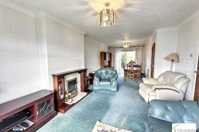 4 Bush Bach, Tredegar photo 2