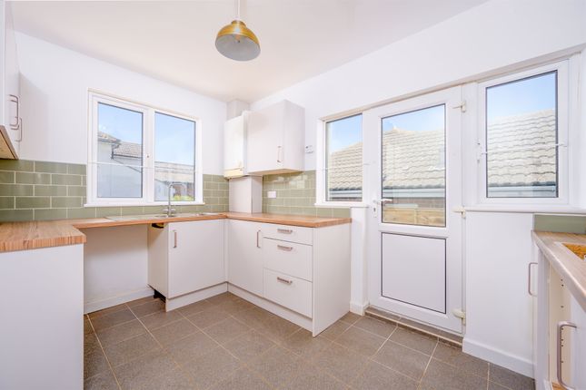 33, Commercial Road, Kettering photo 4