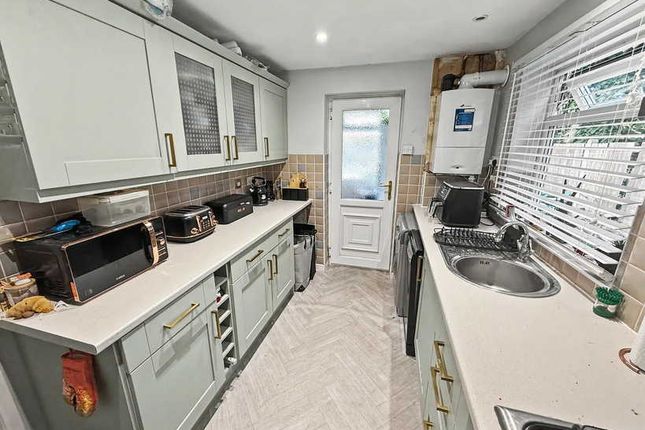 6, Lambert Way, Northwich photo 2