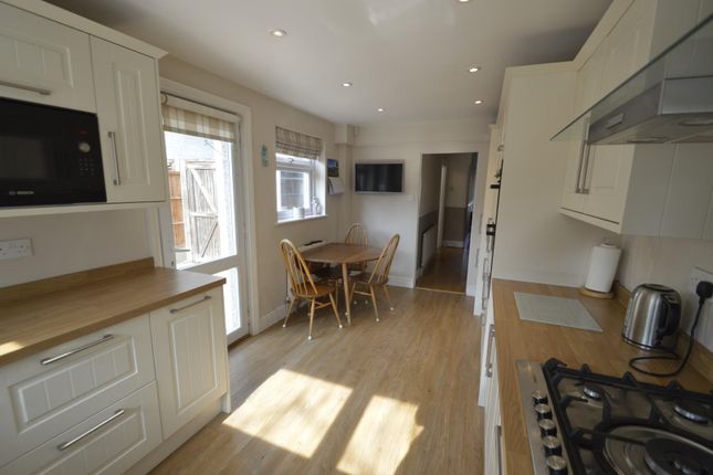 91, North Street, Hornchurch photo 5
