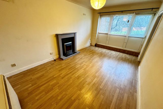 59, Edgmond Court, Sunderland photo 2