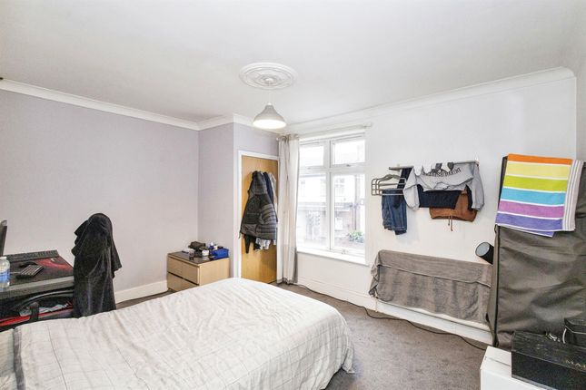 Flat for sale in Copnor Road, Portsmouth