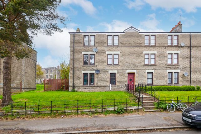 Thumbnail Flat to rent in Abbotsford Place, Dundee